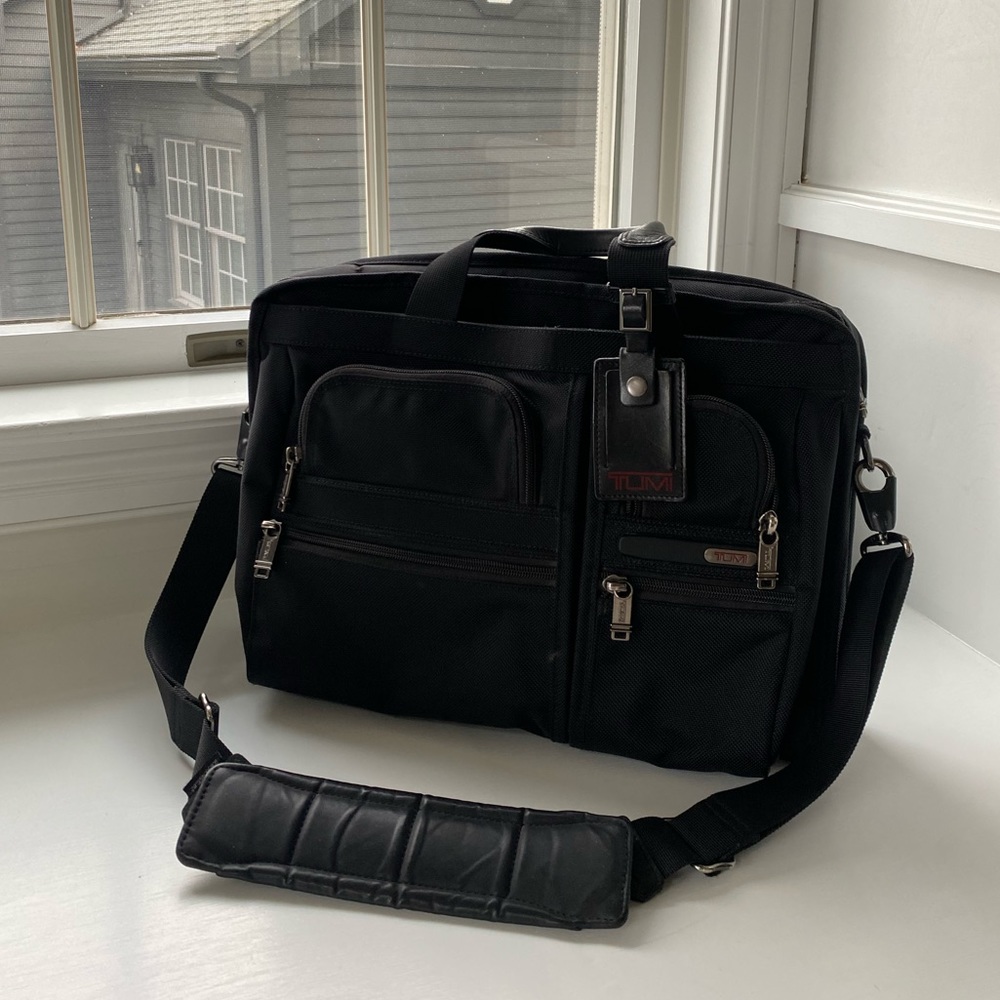 Tumi T-Pass Screen Laptop Slim Briefcase